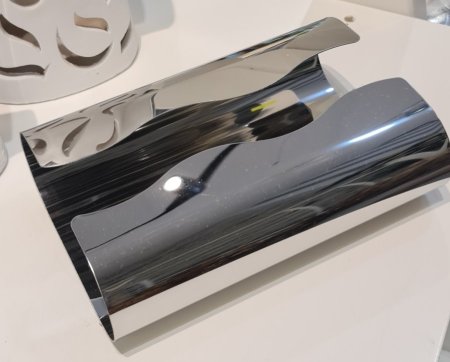 بكيت محارم معدني مفتوح من الوسط فضي