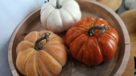 شكل قرعة حجم وسط بلاستيك