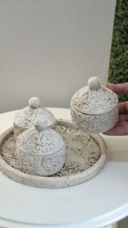طقم ريزن  ضيافة 4 قطع دائري صينية + 3 علب مع غطاء  لونين